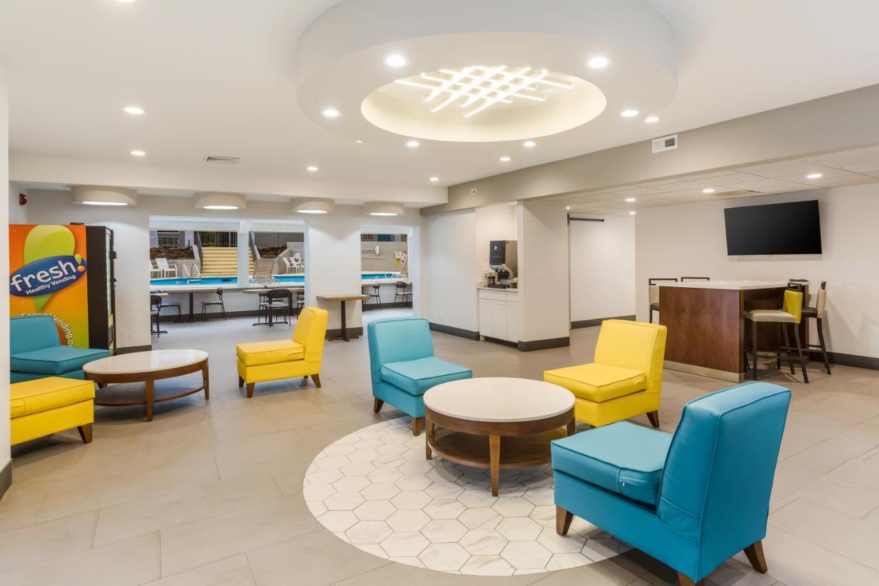 Red Lion Inn & Suites Nashville Airport Extérieur photo