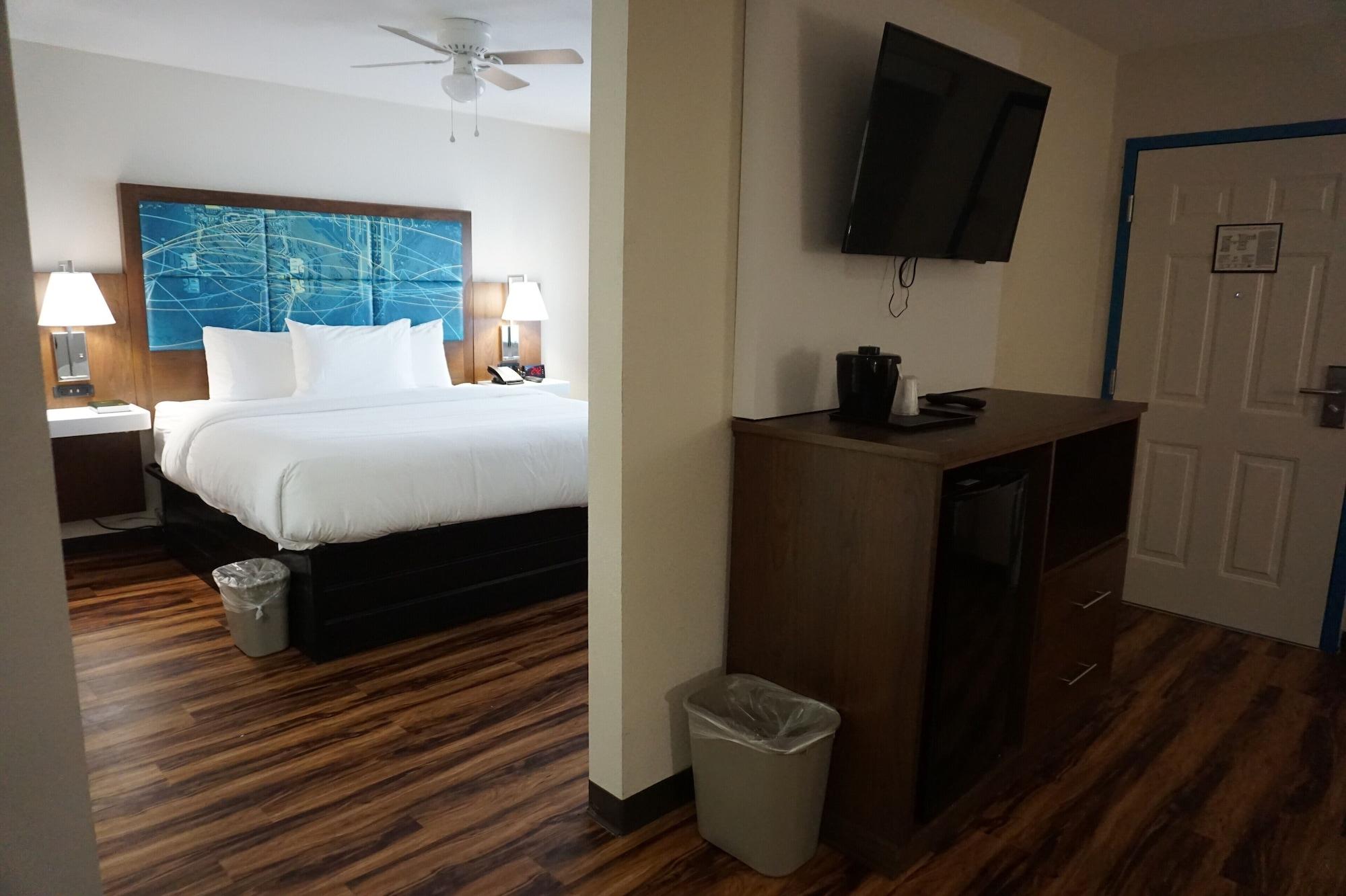 Red Lion Inn & Suites Nashville Airport Extérieur photo