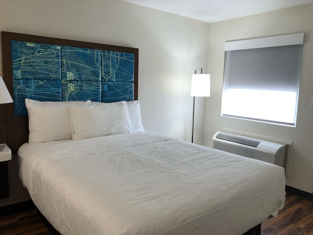 Red Lion Inn & Suites Nashville Airport Extérieur photo