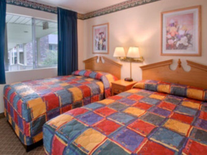 Red Lion Inn & Suites Nashville Airport Extérieur photo